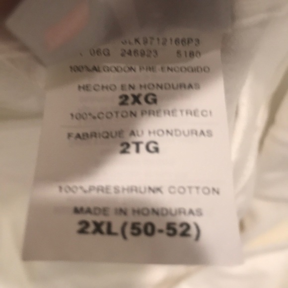 Vintage In n Out T-shirt’s - Picture 8 of 8